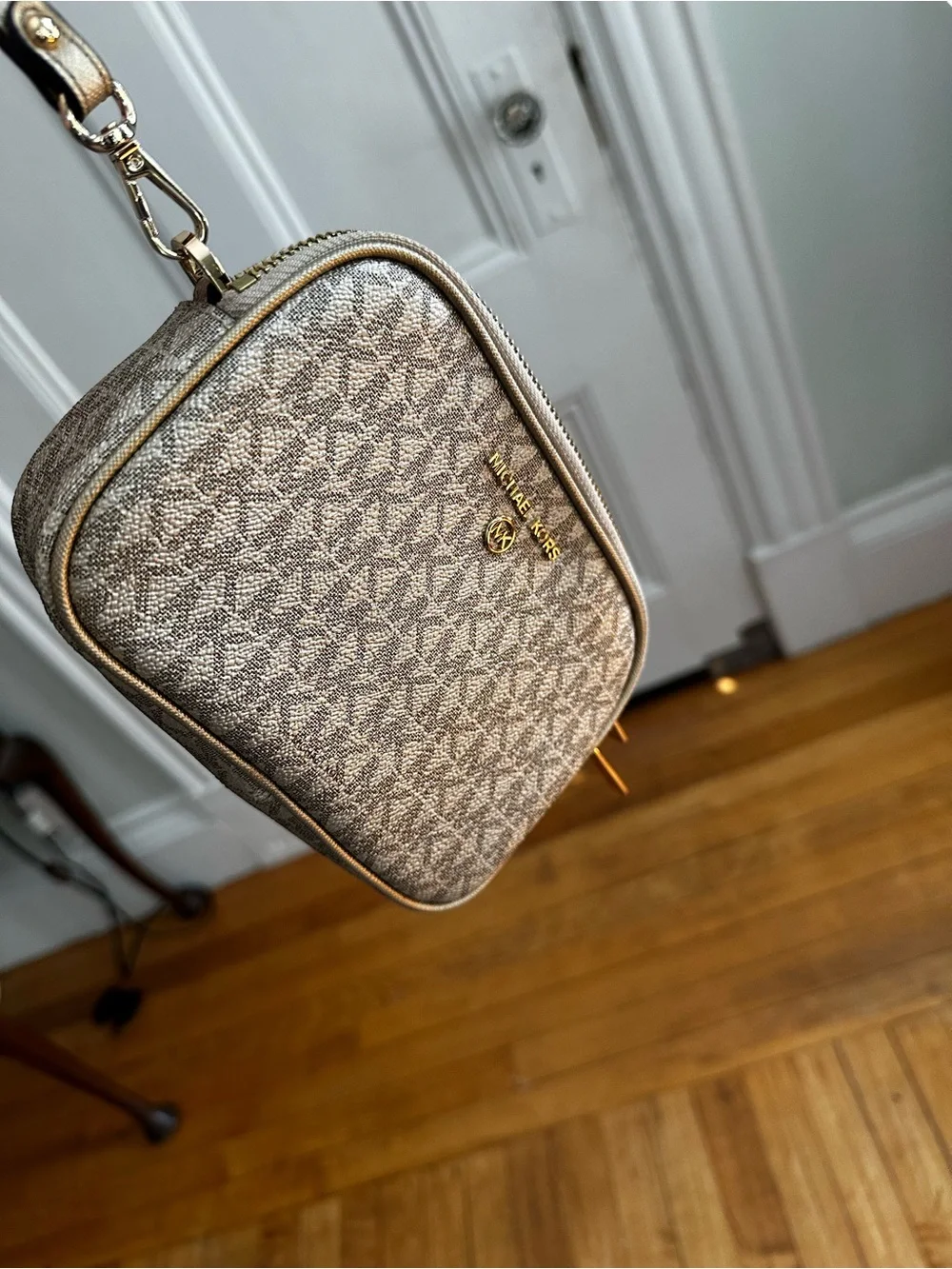 Michael Kors compact wristlet